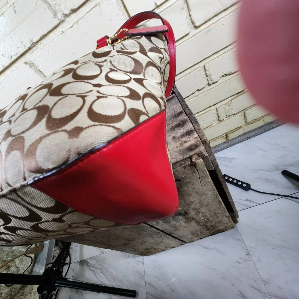 Like New Coach Signature Khaki & Red Leather Trim Shoulder Bag Tote Purse